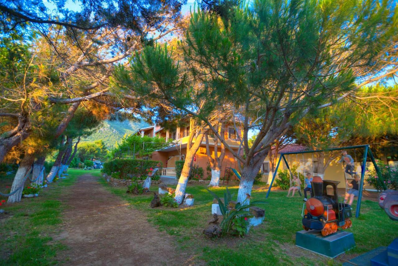 Apartmán Christinas Lofts Ágios Matthaíos Exteriér fotografie