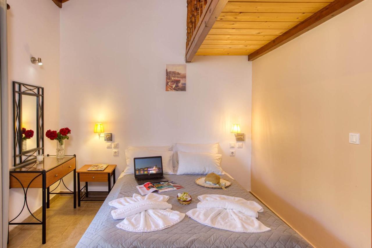 Apartmán Christinas Lofts Ágios Matthaíos Exteriér fotografie