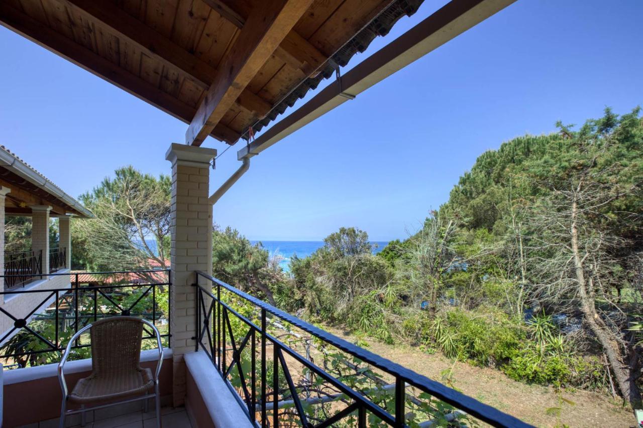 Apartmán Christinas Lofts Ágios Matthaíos Exteriér fotografie